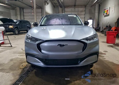 2022 Ford Mustang Mach-E Premium from USA, damaged, VIN 3FMTK3SU8NMA41226